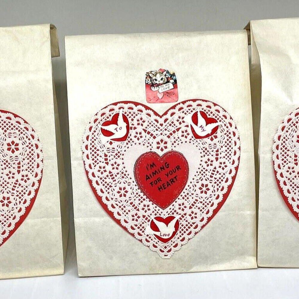 Vintage 1950s Valentine Card Holders Doily Anthropomorphic Animals Lot 3
